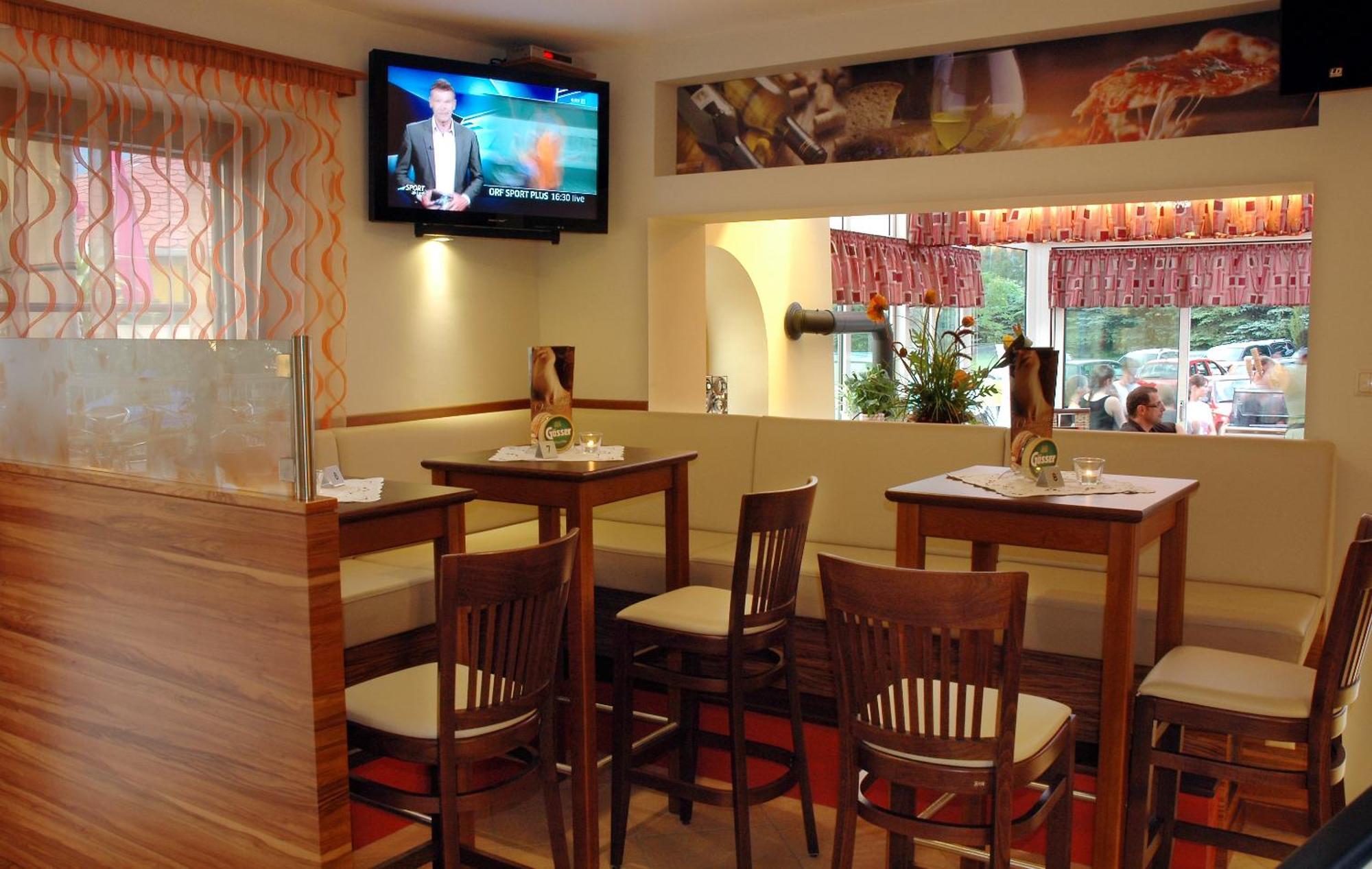 Gaestehaus Krappinger/Pizzeria Mamma Mia Ossiach Extérieur photo