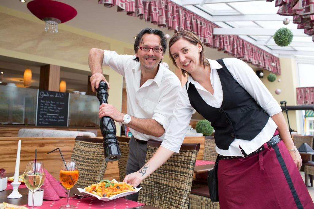 Gaestehaus Krappinger/Pizzeria Mamma Mia Ossiach Extérieur photo
