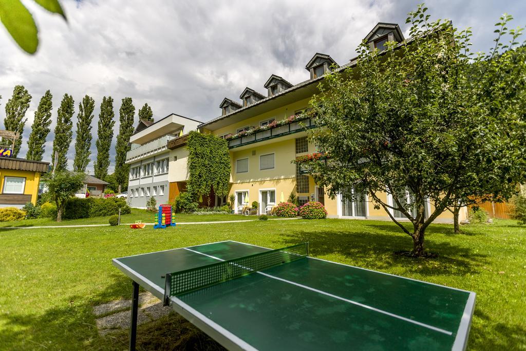 Gaestehaus Krappinger/Pizzeria Mamma Mia Ossiach Extérieur photo